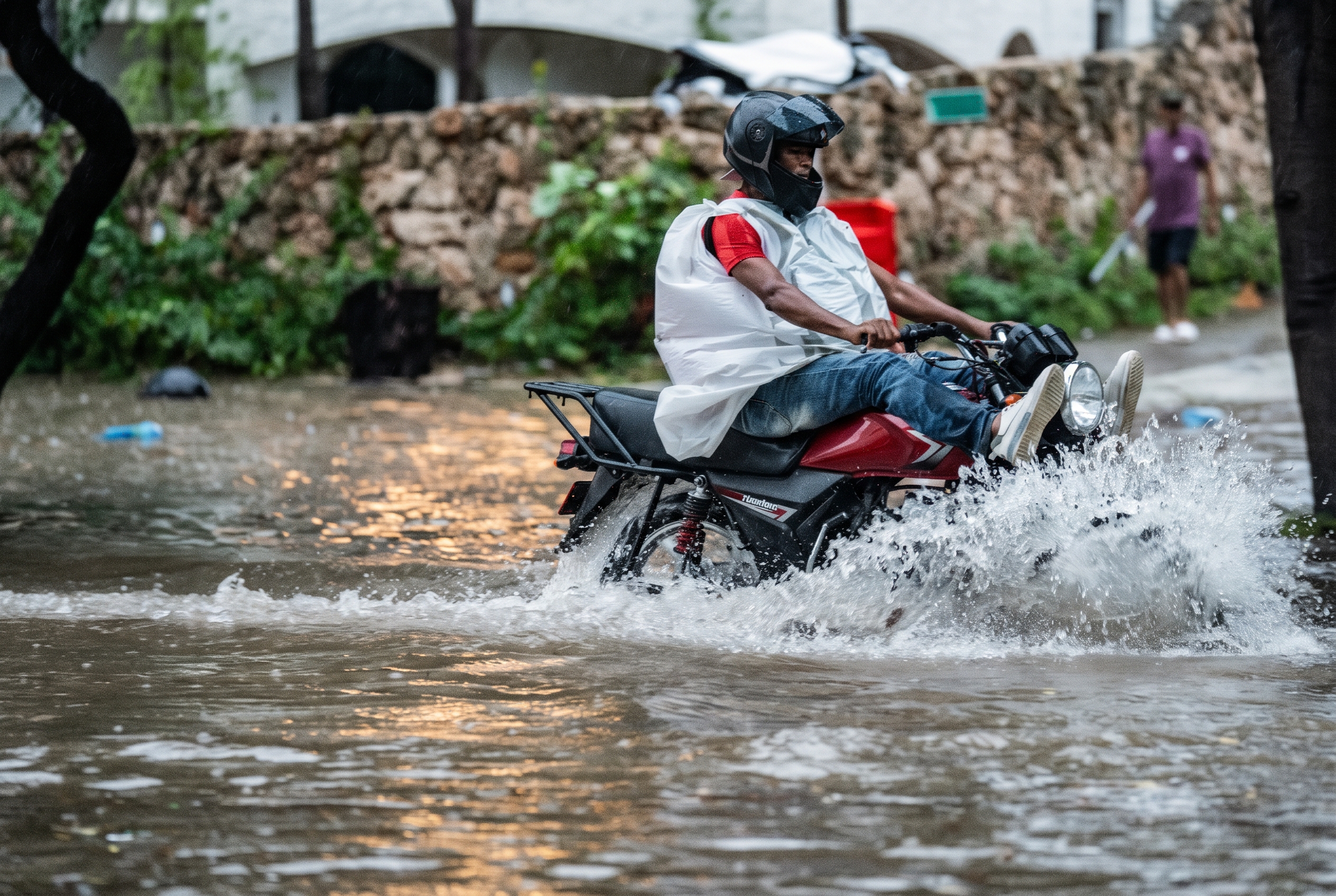 Por qué los primeros diez minutos de lluvia son los más peligrosos