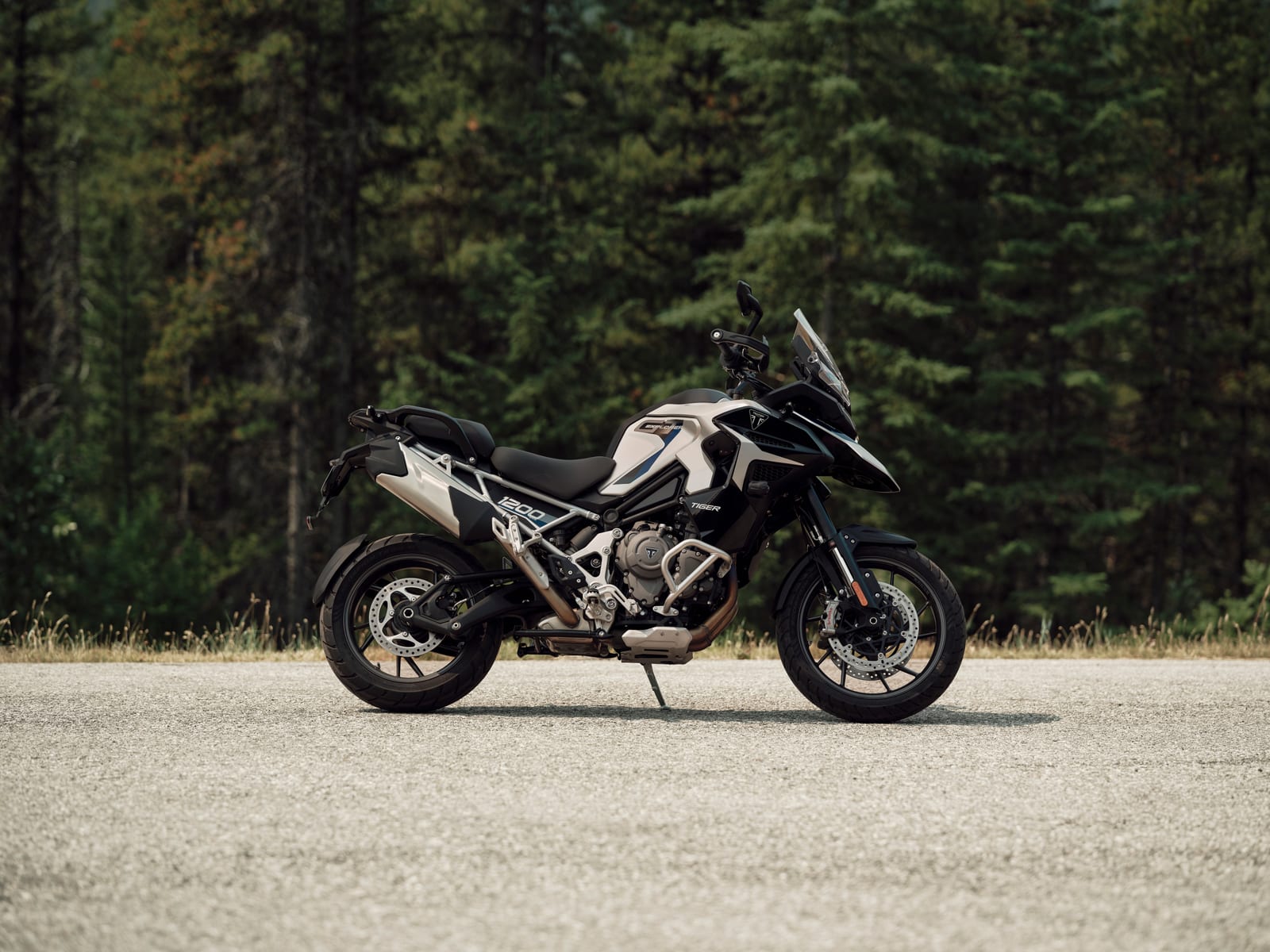Triumph Tiger 1200 GT Explorer 2027 en imagen oficial